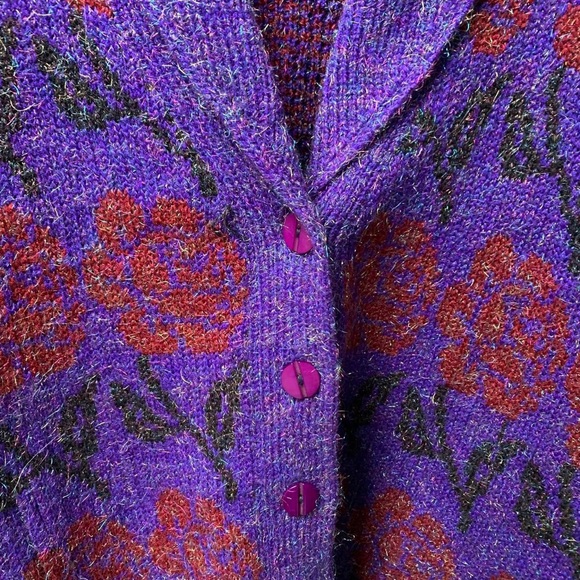Purple Sweater Vest with Rose Pattern - Picture 6 of 6